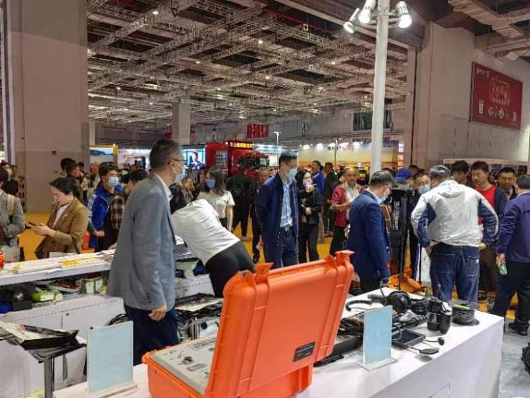 1695110933294425.jpg 5c0fa708a35ad3b988fd885ac9b68b8(1).jpg